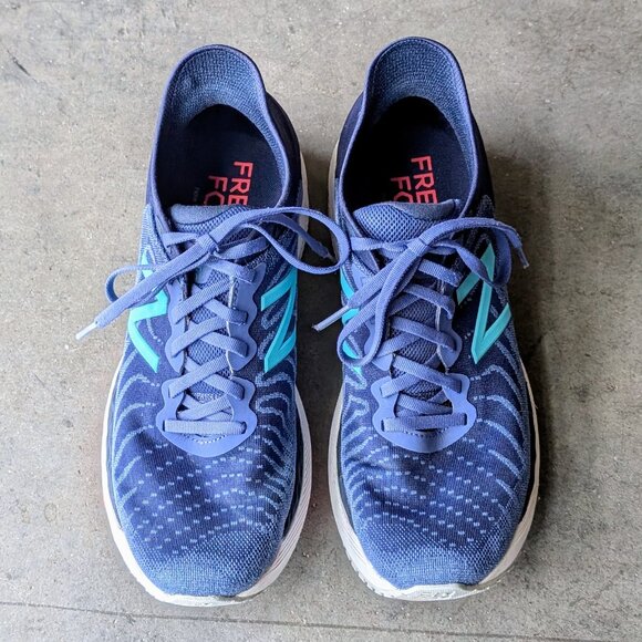New Balance Women's Fresh Foam 860 V11 Road Running Shoe size 10 - Picture 3 of 9